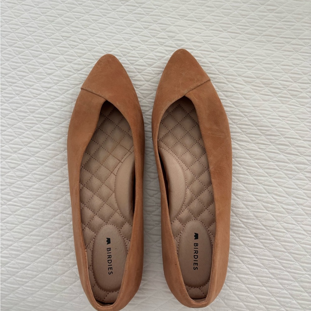 NWOT Birdies Gold Finch Tan Suede, Size 7